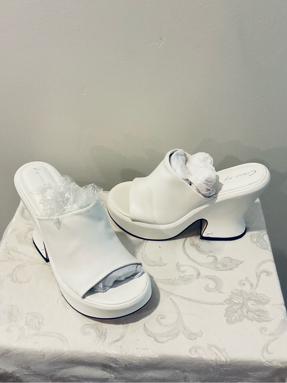 Circus by Sam Edelman White Sculpted Platform Mules